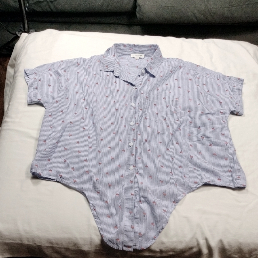 Beach Lunch Lounge Women's Short Sleeved Button Down Shirt Size Large